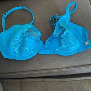 Savage x Fenty unlined balconette bra size 36C